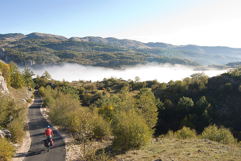 trekkingrad-montenegro.jpg