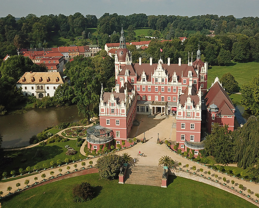 Schloss-Bad-Muskau.jpg