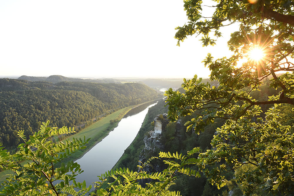 Nationalpark-Saechsische-Schweiz-Elbe.jpg