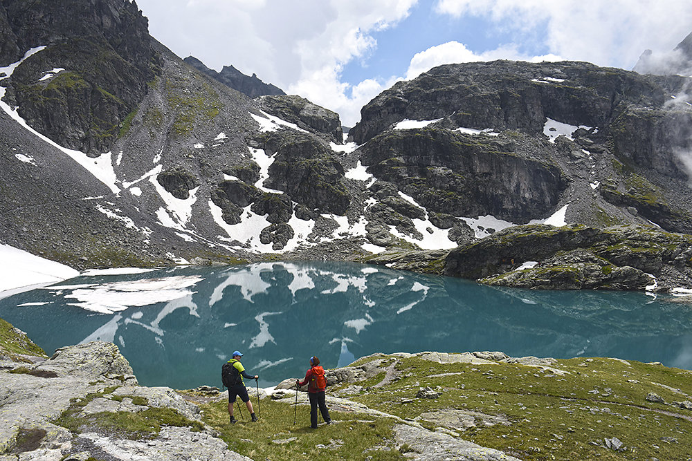 5-Seen-Wanderung-Schweiz.jpg