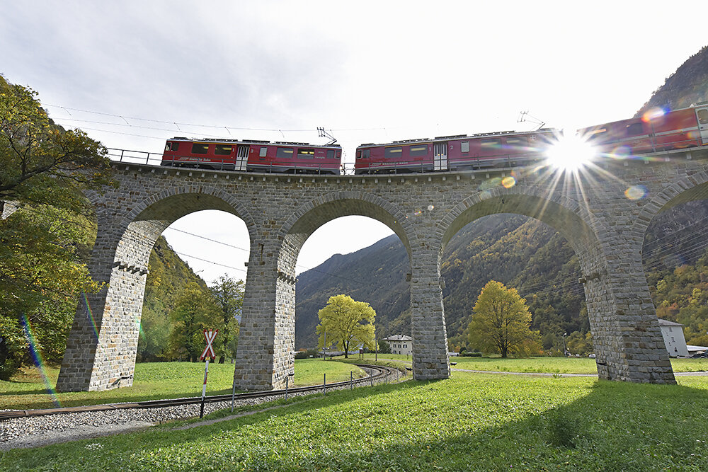 Grand-Train-Tour-of-Switzerland.JPG
